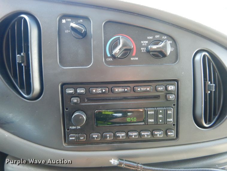 image for item DH6111 2008 Ford E450 Super Duty ambulance