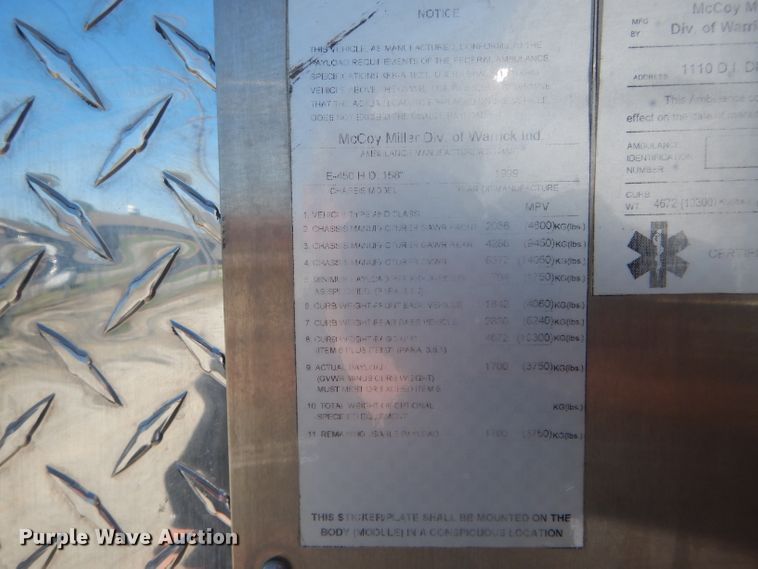 image for item DH6111 2008 Ford E450 Super Duty ambulance