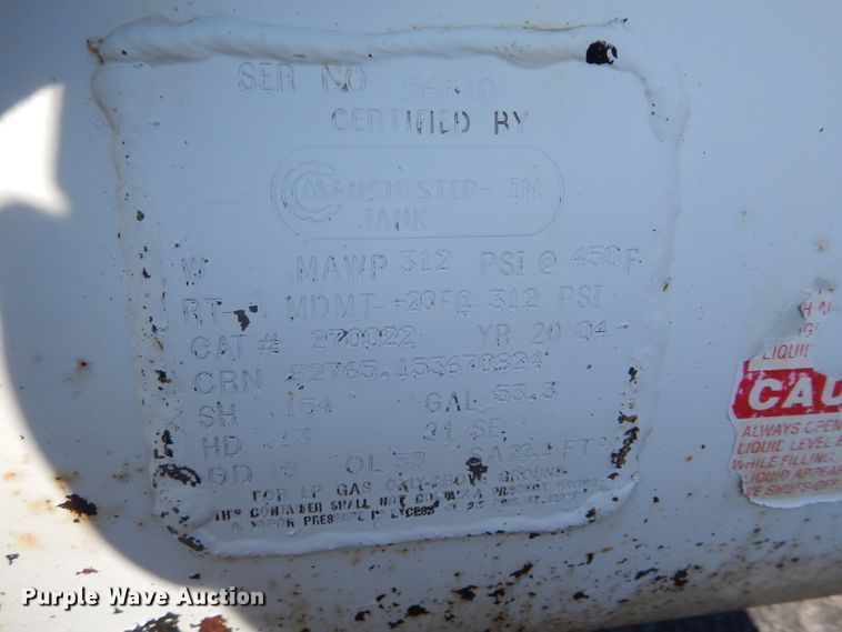 image for item DH6140 2004 Chevrolet C7500 oil distributor truck