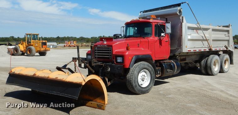 image for item DH6155 1998 Mack RD dump truck