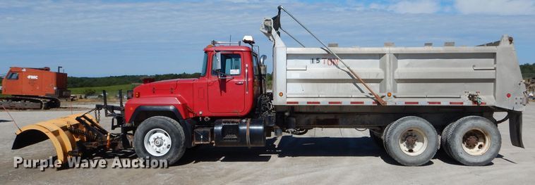 image for item DH6155 1998 Mack RD dump truck