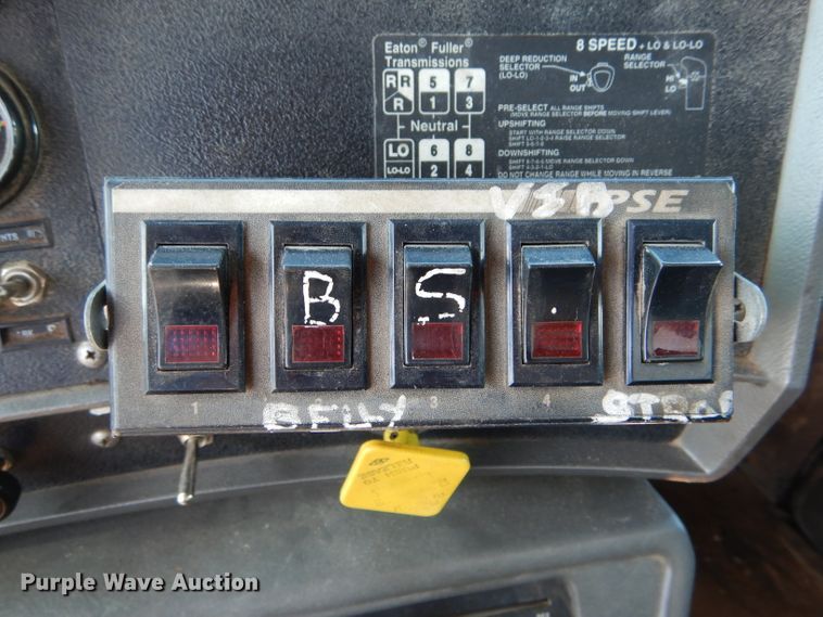 image for item DH6155 1998 Mack RD dump truck