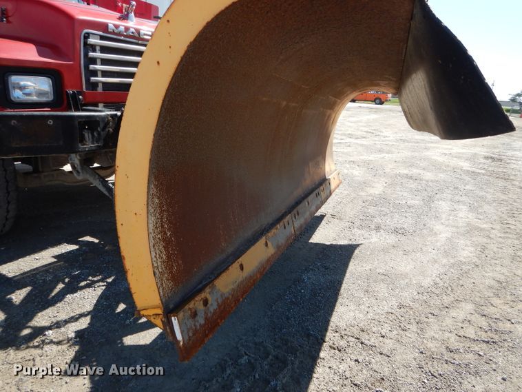 image for item DH6155 1998 Mack RD dump truck