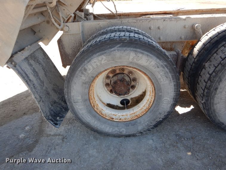 image for item DH6155 1998 Mack RD dump truck