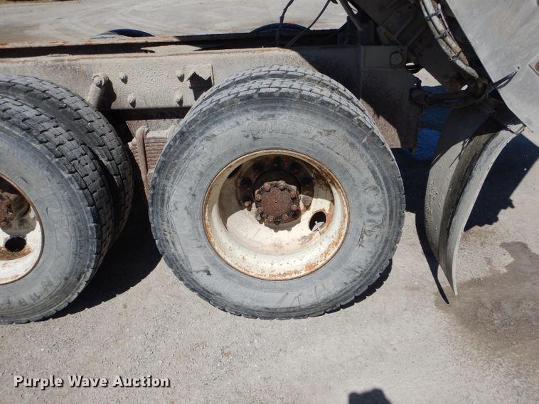 image for item DH6155 1998 Mack RD dump truck