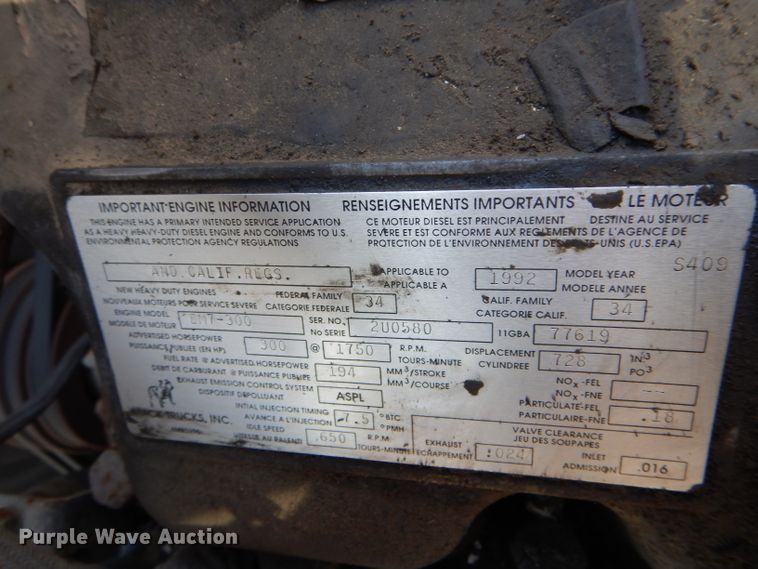 image for item DH6156 1993 Mack RD690S dump truck