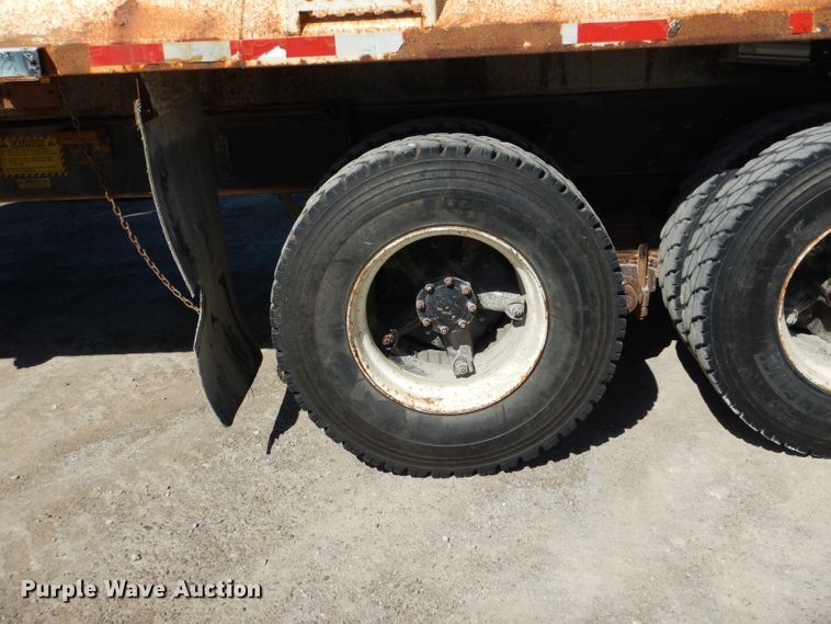 image for item DH6156 1993 Mack RD690S dump truck