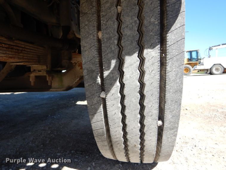 image for item DH6158 1984 Mack flatbed truck