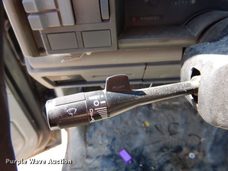 image for item DH6159 1993 Chevrolet Suburban K2500 SUV