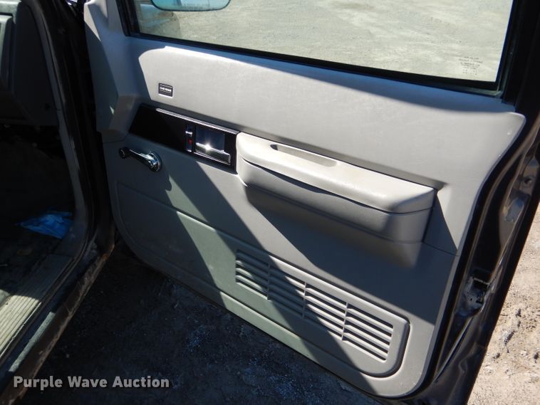 image for item DH6159 1993 Chevrolet Suburban K2500 SUV