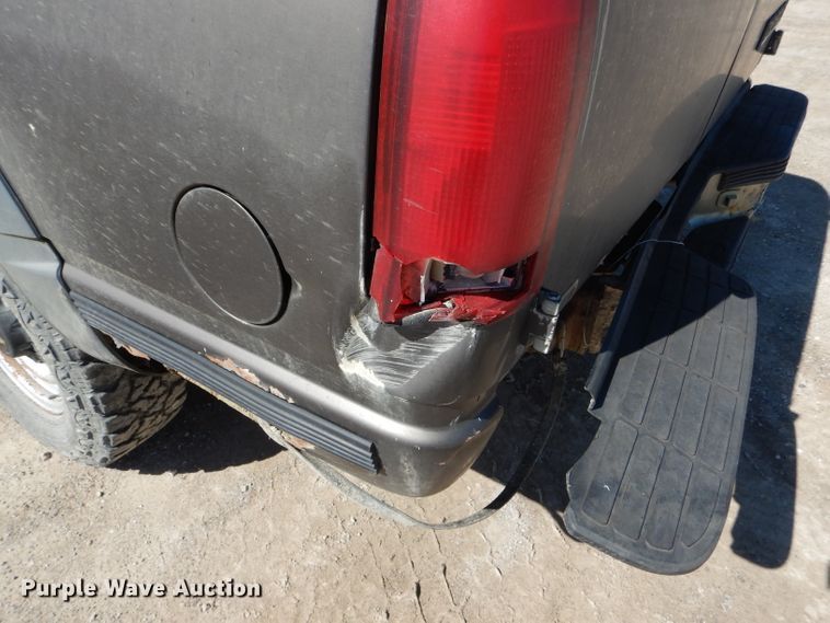 image for item DH6159 1993 Chevrolet Suburban K2500 SUV