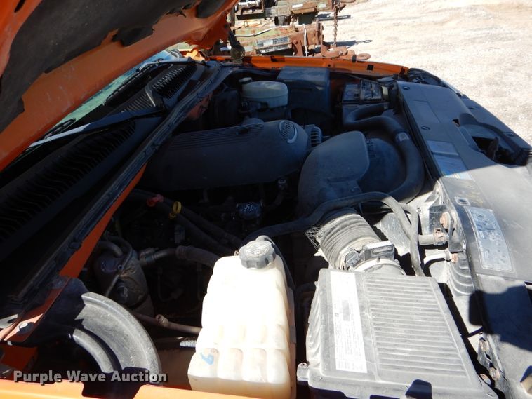 image for item DH6160 2003 Chevrolet Silverado 1500 pickup truck