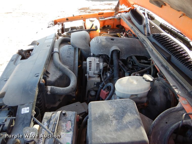 image for item DH6160 2003 Chevrolet Silverado 1500 pickup truck