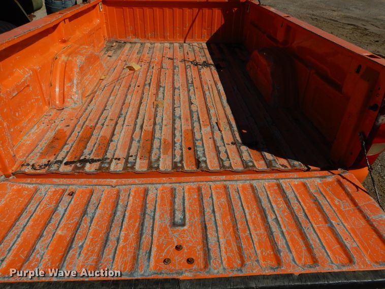 image for item DH6160 2003 Chevrolet Silverado 1500 pickup truck