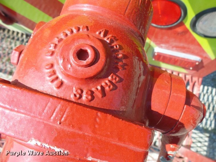 image for item DI0665 1988 Ford L8000 fire truck