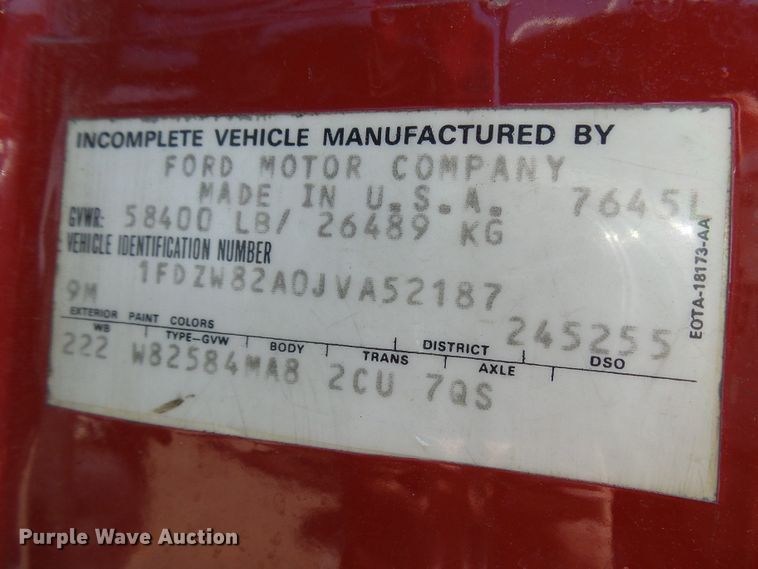 image for item DI0665 1988 Ford L8000 fire truck