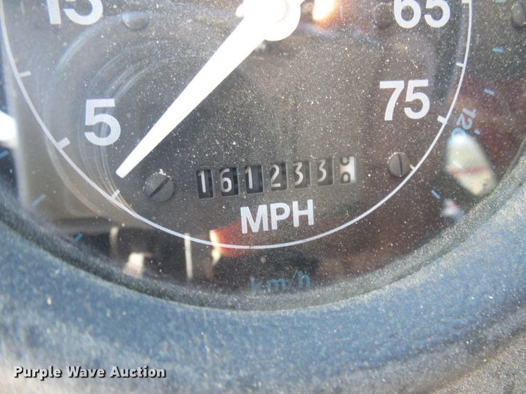 image for item DI0665 1988 Ford L8000 fire truck