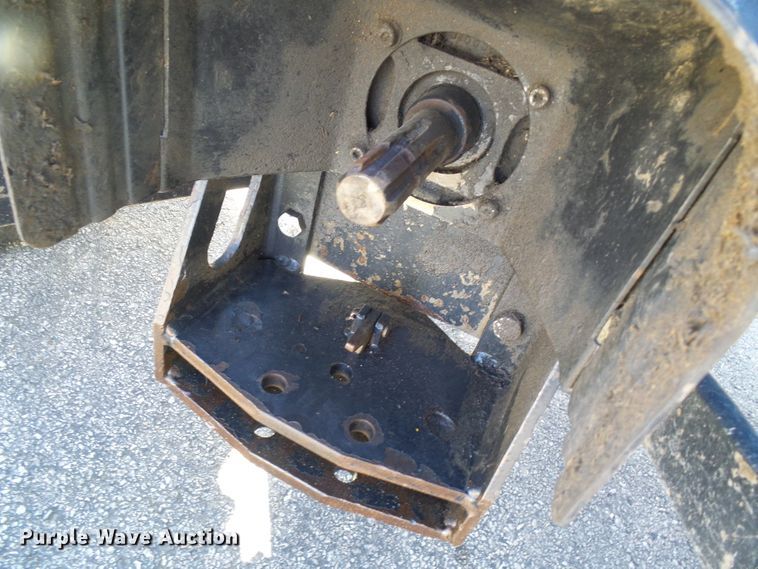 image for item DI0676 2004 New Holland TN70A tractor