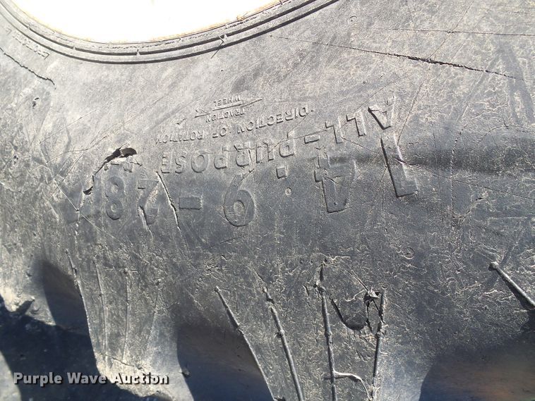 image for item DI0676 2004 New Holland TN70A tractor