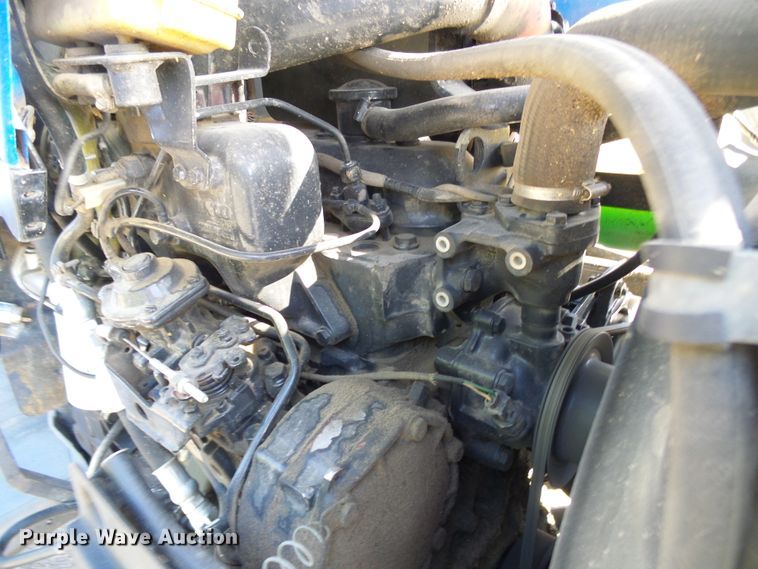 image for item DI0676 2004 New Holland TN70A tractor