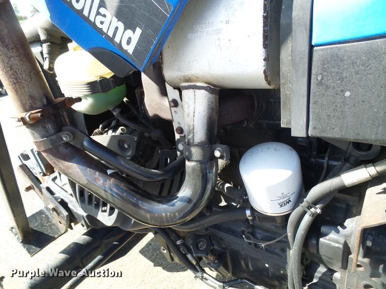 image for item DI0676 2004 New Holland TN70A tractor