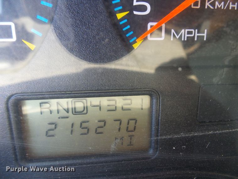 image for item DI0677 2006 International 7400 dump truck