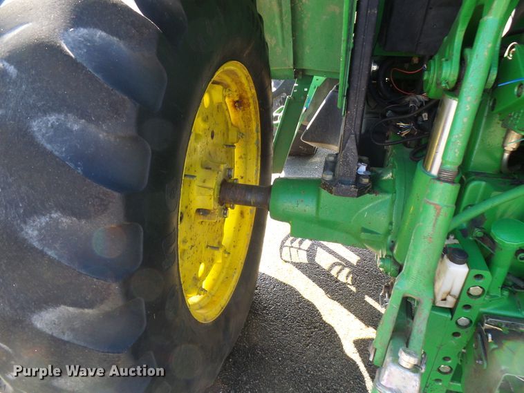 image for item DI0678 2002 John Deere 6420 MFWD tractor