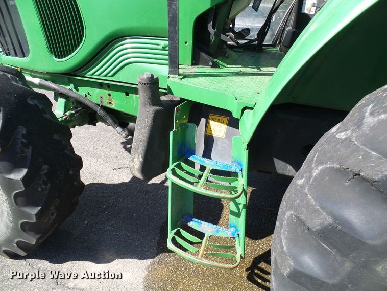 image for item DI0678 2002 John Deere 6420 MFWD tractor