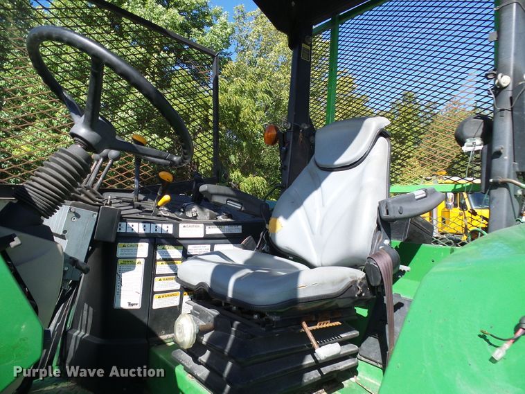 image for item DI0678 2002 John Deere 6420 MFWD tractor