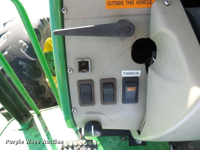 image for item DI0678 2002 John Deere 6420 MFWD tractor