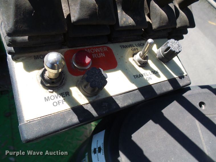 image for item DI0678 2002 John Deere 6420 MFWD tractor