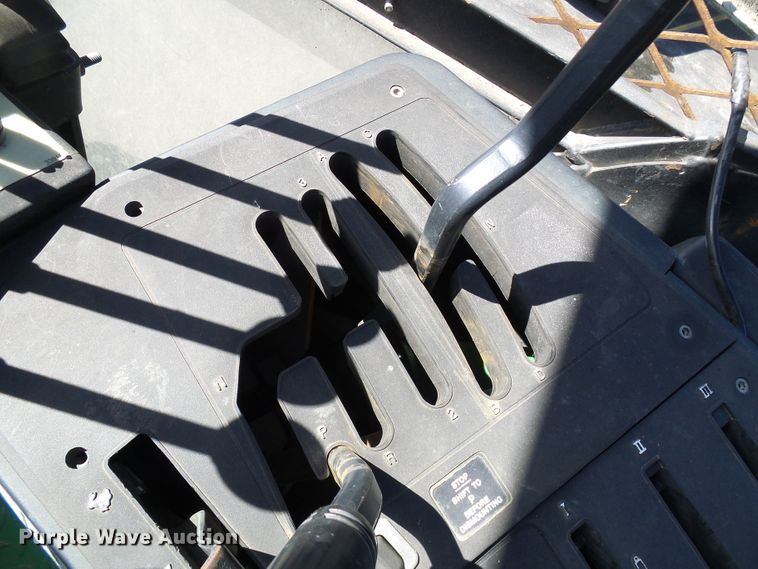 image for item DI0678 2002 John Deere 6420 MFWD tractor