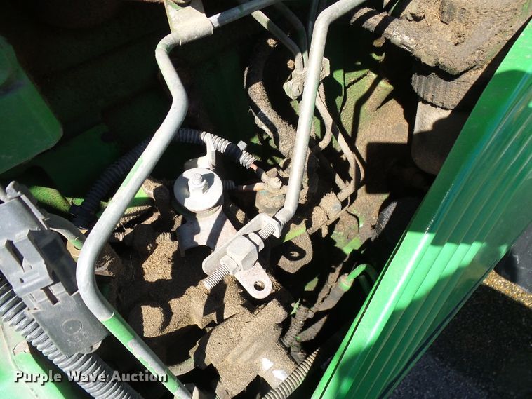 image for item DI0678 2002 John Deere 6420 MFWD tractor