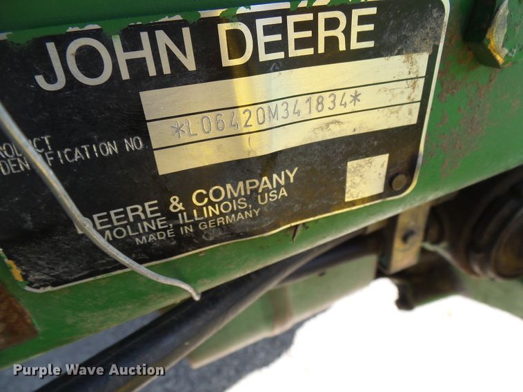 image for item DI0678 2002 John Deere 6420 MFWD tractor