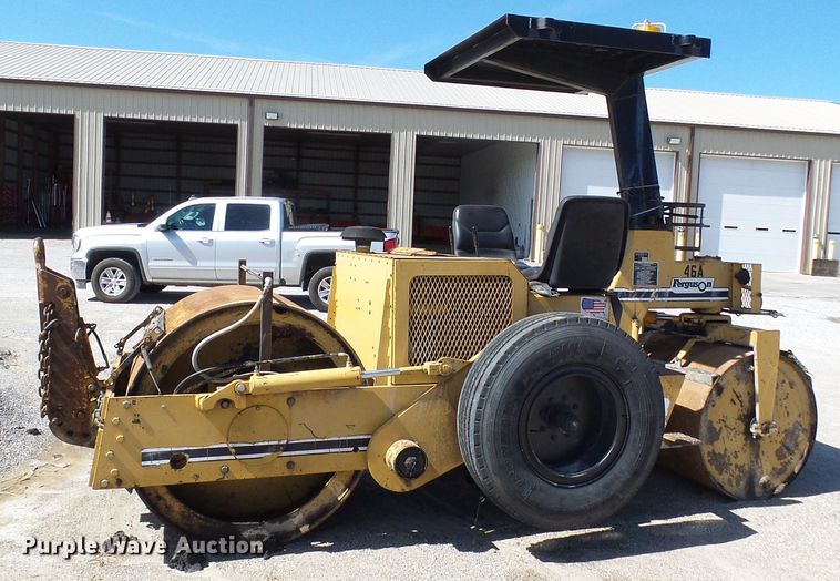 image for item DI0679 Ferguson 46A double drum vibratory roller