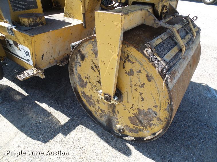 image for item DI0679 Ferguson 46A double drum vibratory roller