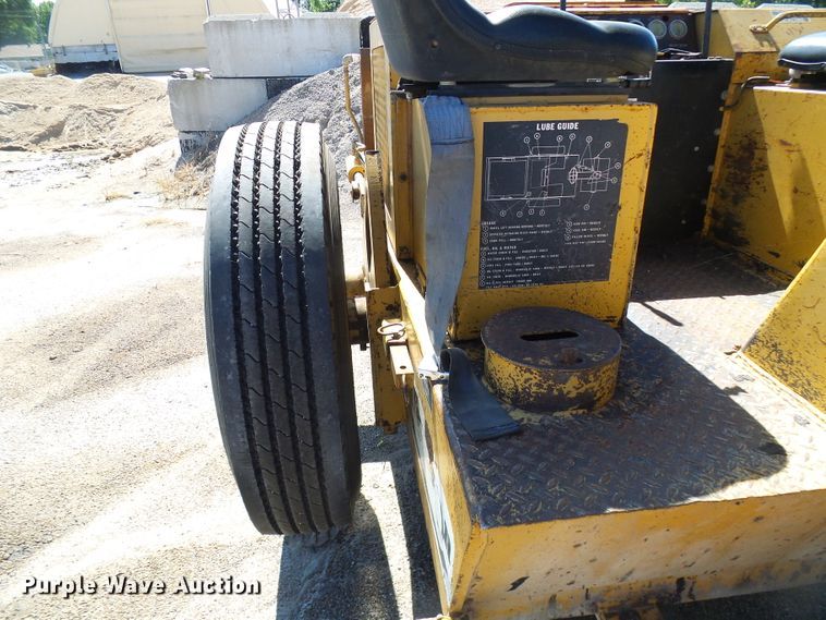 image for item DI0679 Ferguson 46A double drum vibratory roller