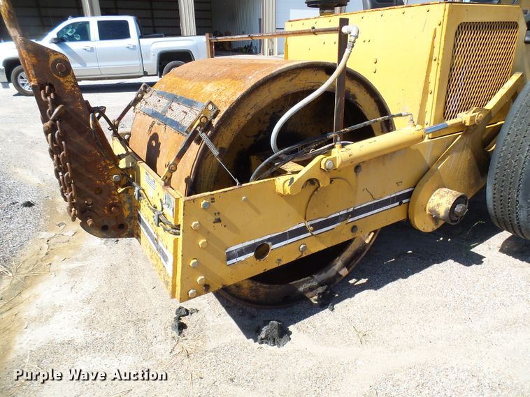 image for item DI0679 Ferguson 46A double drum vibratory roller