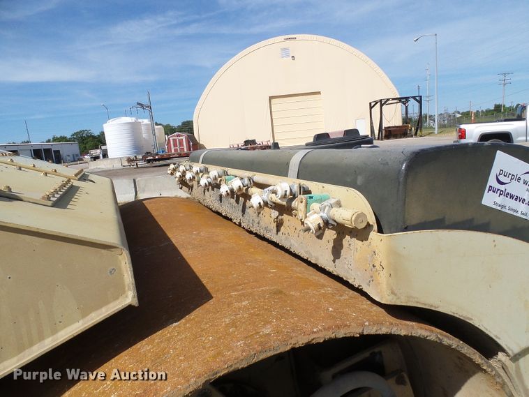 image for item DI0680 Ingersoll Rand DD90 double drum vibratory roller