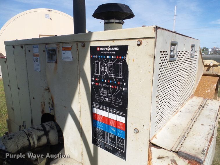 image for item DI0680 Ingersoll Rand DD90 double drum vibratory roller