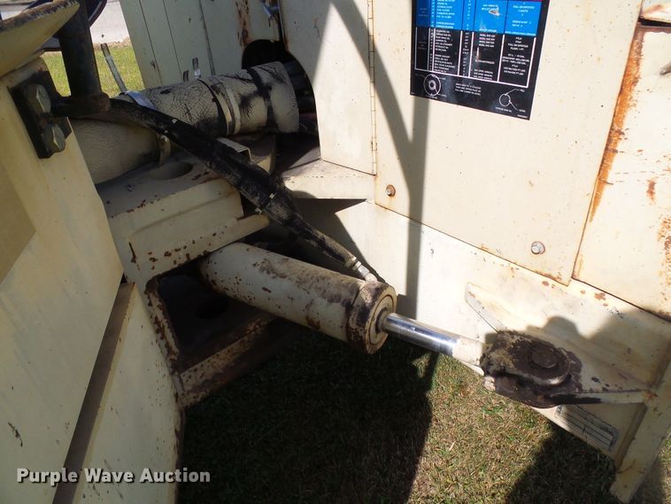 image for item DI0680 Ingersoll Rand DD90 double drum vibratory roller