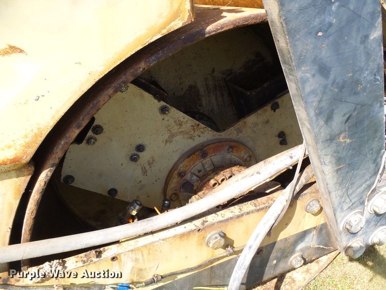 image for item DI0680 Ingersoll Rand DD90 double drum vibratory roller