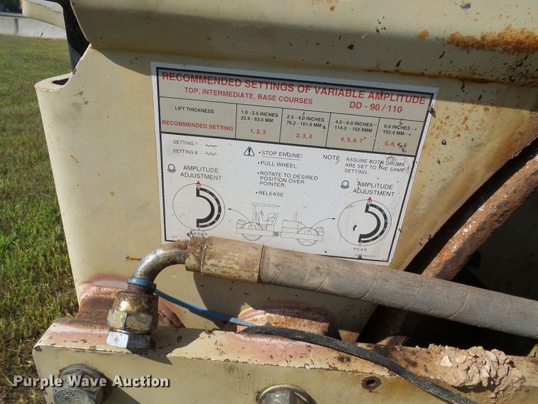 image for item DI0680 Ingersoll Rand DD90 double drum vibratory roller