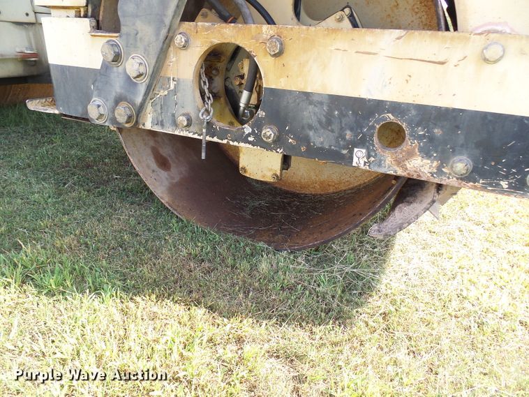 image for item DI0680 Ingersoll Rand DD90 double drum vibratory roller