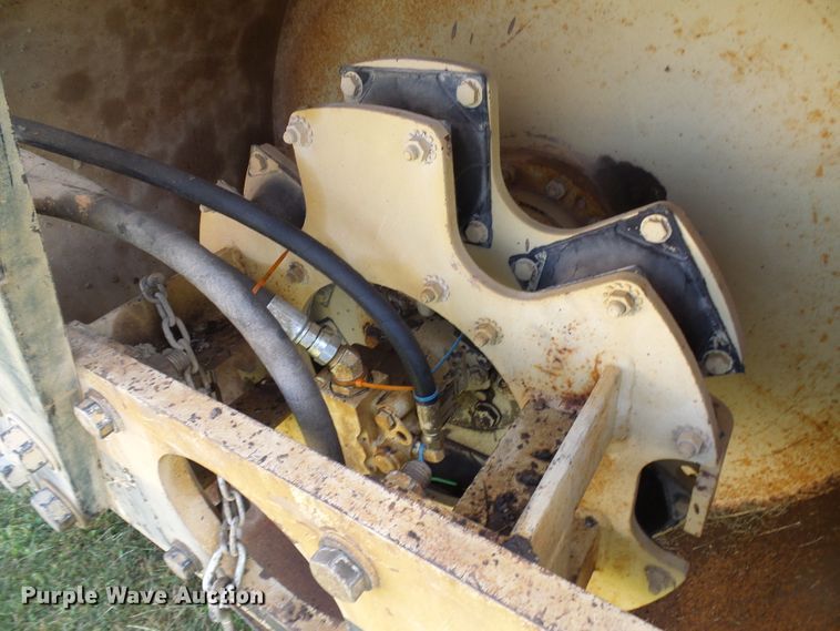 image for item DI0680 Ingersoll Rand DD90 double drum vibratory roller