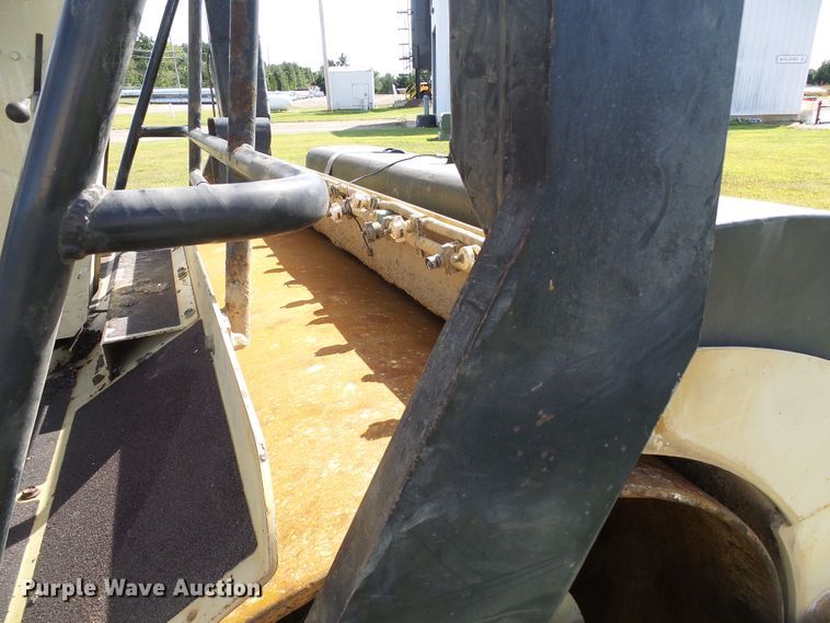 image for item DI0680 Ingersoll Rand DD90 double drum vibratory roller