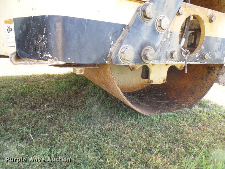 image for item DI0680 Ingersoll Rand DD90 double drum vibratory roller