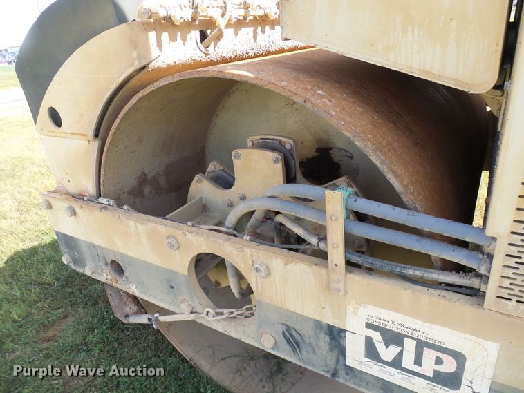 image for item DI0680 Ingersoll Rand DD90 double drum vibratory roller