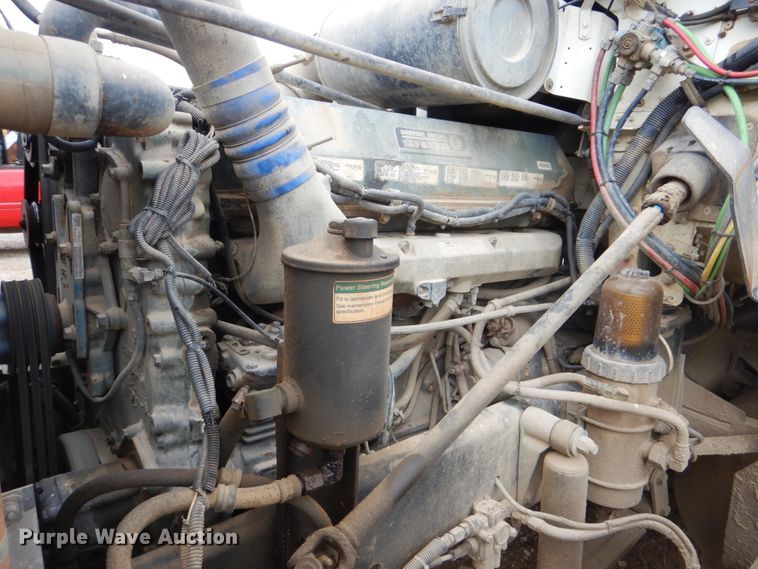 image for item DI2298 1999 Freightliner FLD semi truck