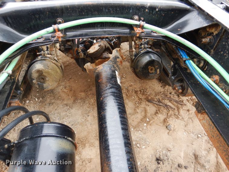 image for item DI2298 1999 Freightliner FLD semi truck